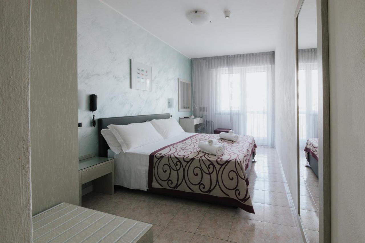 Hotel Gloria 리그나노 사비아도로 외부 사진