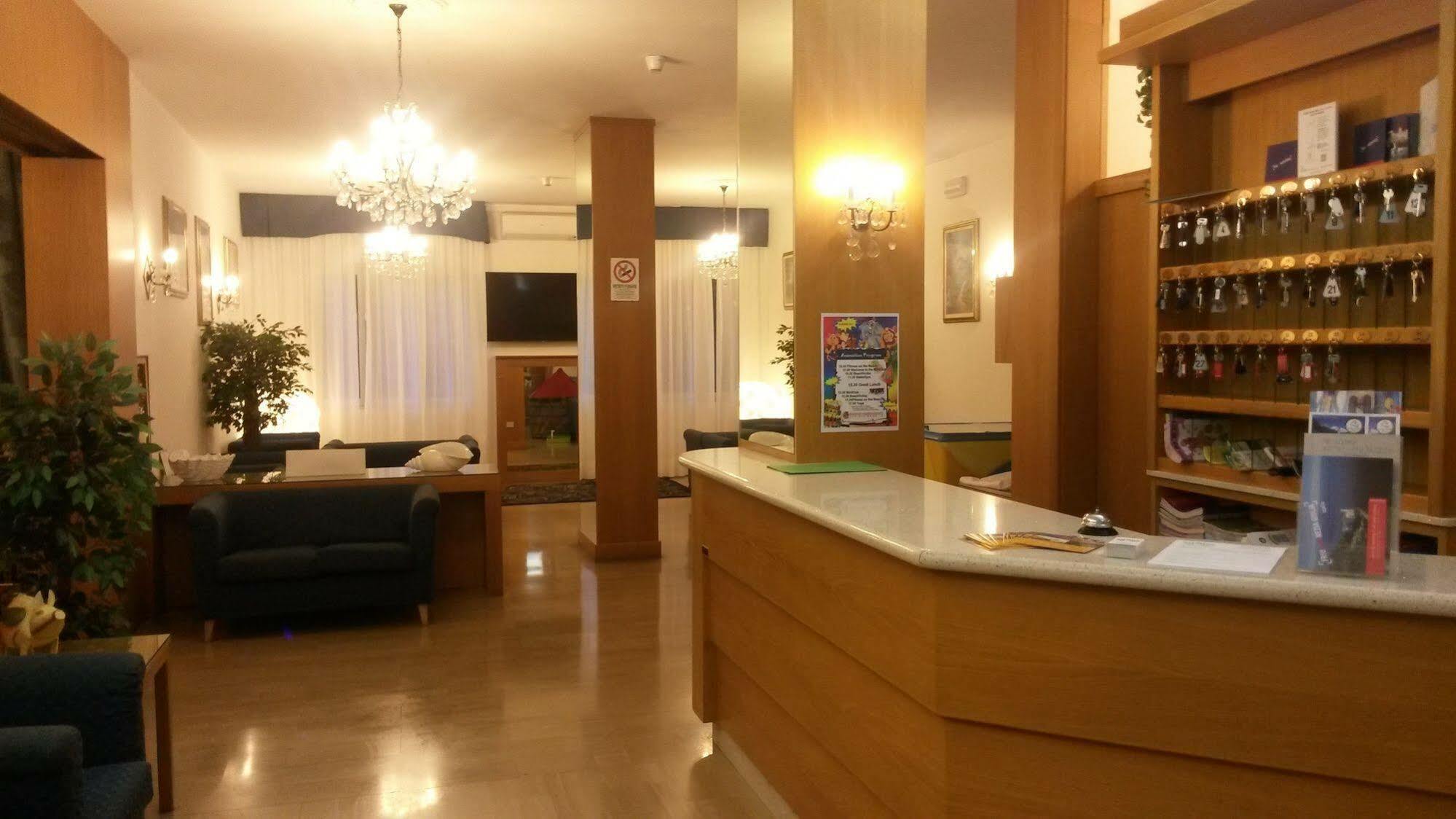 Hotel Gloria 리그나노 사비아도로 외부 사진